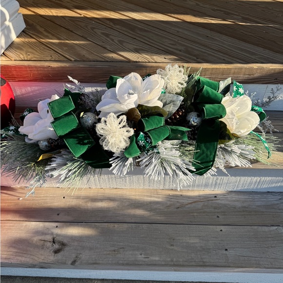 SOLD LOCALLY. Winter Magnolia Swag/Centerpiece/Door Hanger - Picture 3 of 16